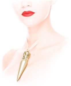 Son-Christian-Louboutin-Diva-4