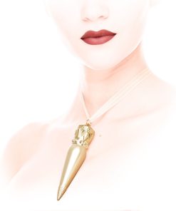 Son-Christian-Louboutin-Rococotte-4