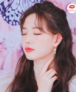 Son-Louboutin-mau-Miss-Loubi-600