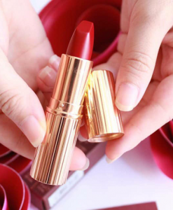 son-ct-red-carpet-red