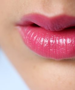 Son- ysl- mau- 05- rouge- in- danger
