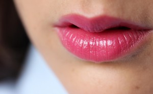 Son- ysl- mau- 05- rouge- in- danger