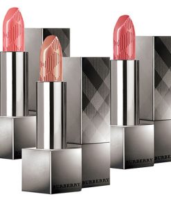 Burberry lip fashion mist