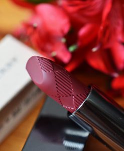 son- burberry- lip- mist