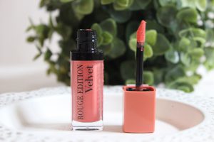 son-bourjois-velvet-16-6