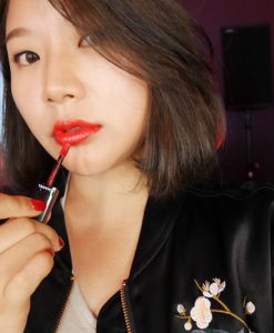 Thiết kế Son Chanel Rouge Allure Ink Màu 152 Choquant