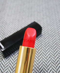 son-chanel-rouge-allure-velvet-mau-57