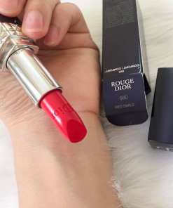 son-dior-rouge-080-red-smile