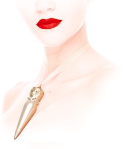 Son Christian Louboutin Altressa lên môi