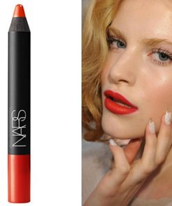 Nars Velvet Matte Lip Pencil Red Square lên môi