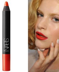 Nars Velvet Matte Lip Pencil Red Square lên môi