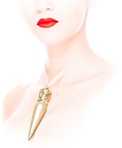 Son Christian Louboutin Miss Loubi lên môi