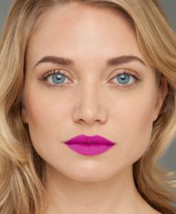 Son Lancome Màu 379 Attraction lên môi