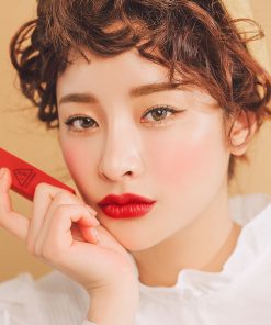 Son 3CE Red Recipe Màu 214 lên môi