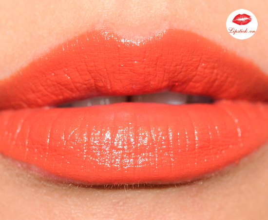 son-givenchy-le-rouge-317-corail-signature