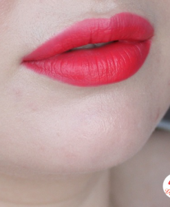 burberry-29-bright-crimson-liquid-lip-velvet