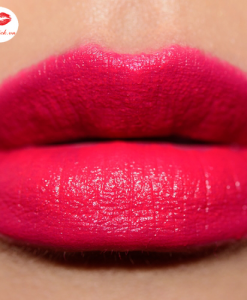 swatch-son-burberry-33-magenta-liquid-lip-velvet
