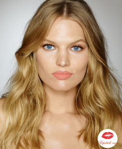 Charlotte Tilbury PLATINUM BLONDE