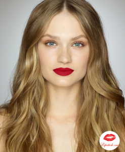 son-charlotte-tilbury-hollywood-lips-SCREEN-SIREN