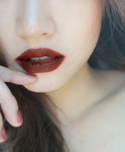 Son-Tom-Ford-After-Dark-mau-82