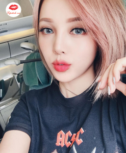 tf-mau-the-perfect-kiss