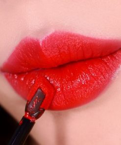 son-ysl-tatouage-couture-01