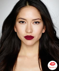 Son-Charlotte-Tilbury-Matte-Revolution-mau-Opium-Noir