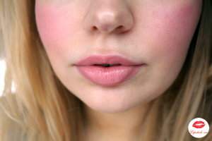 review Son MAC Creme Cup