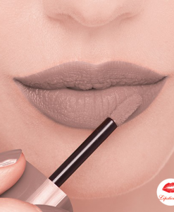 son-bourjois-rouge-edition-velvet-27