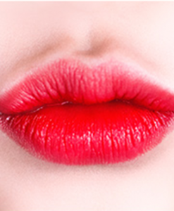 Son Espoir Màu Đỏ Hồng Lên Môi