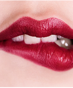 Son Espoir Màu Đỏ Trầm Lên Môi