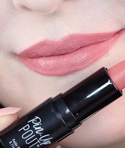 NYX-boundless-pin-up