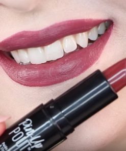 NYX-rebel-soul-pin-up