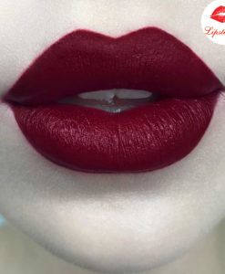 Son-moi-Kat-Von-D-Vampira