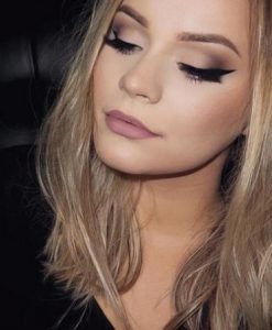 nyx-matte-lipstick-Pale-Pink