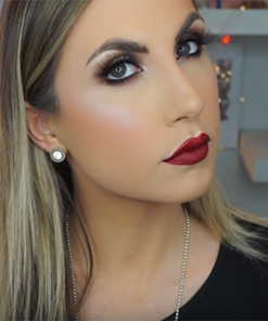 Son Covergirl Màu Đỏ Trầm