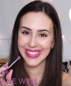 Son Covergirl Màu Tím Trầm