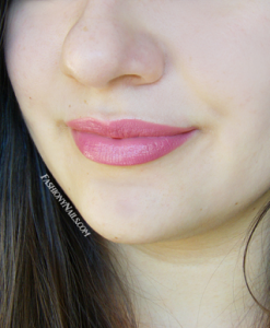 son-li-nyx-matte-Tea-Rose