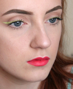 son-li-nyx-matte-lipstick-crave