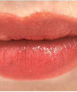 Son Lipstick Queen Màu Đỏ Cổ Điển