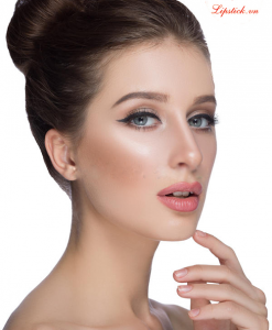 Son Lipstick Queen Saint Màu Đỏ Pha Nâu