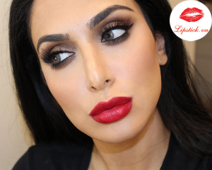 Ấm Áp Với Son Lipstick Queen Velvet Rope Màu Đỏ Trầm