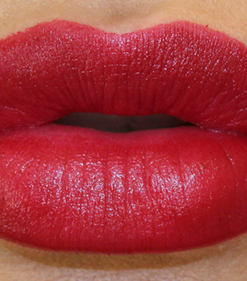 Son Lipstick Queen Velvet Rope Màu Đỏ Trầm