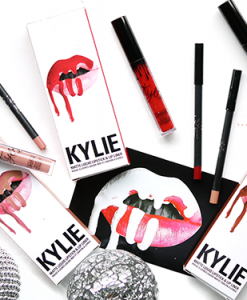 Thương Hiệu Kylie Cosmetic