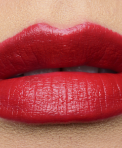 Swatch-Son-Shiseido-mau-RD501