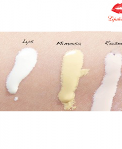 Chat-kem-lot-Chanel-Le-Blanc