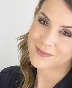 Swatch-Kem-nen-Mac-Pro-Longwear-Nourishing-Waterproof