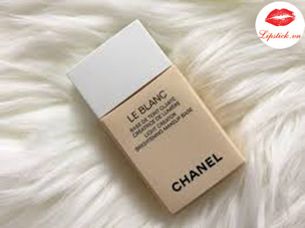 Chanel Le Blanc light creator Brightening Makeup Base SPF 40 30ml Shade  30 Lys