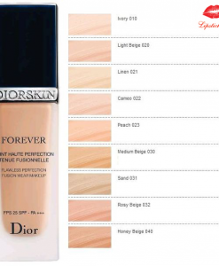 Hãy khám phá sức mạnh của kem nền Dior Forever SPF 35 trong hình ảnh này. Với khả năng bảo vệ da khỏi tác hại của ánh nắng mặt trời, kem nền này sẽ giúp da của bạn luôn tươi trẻ và làn da được bảo vệ tốt nhất.
