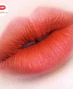 mac-powder-kiss-303-style-shocked